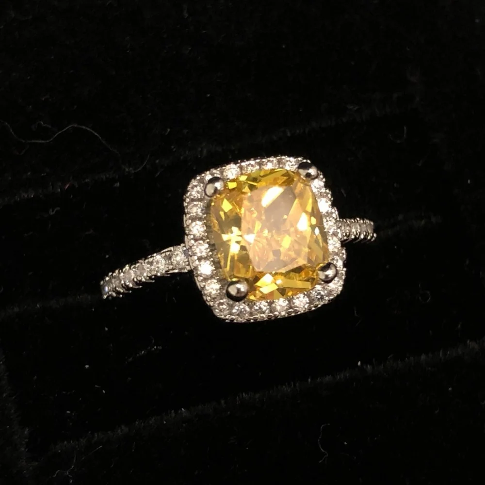 New Chic Rectangle Amber Color Diamond Ring - Picture 1 of 4